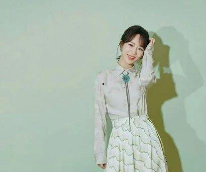 娱乐圈吃杨紫李现的瓜,娱乐圈恋情瓜疑云重重  第3张